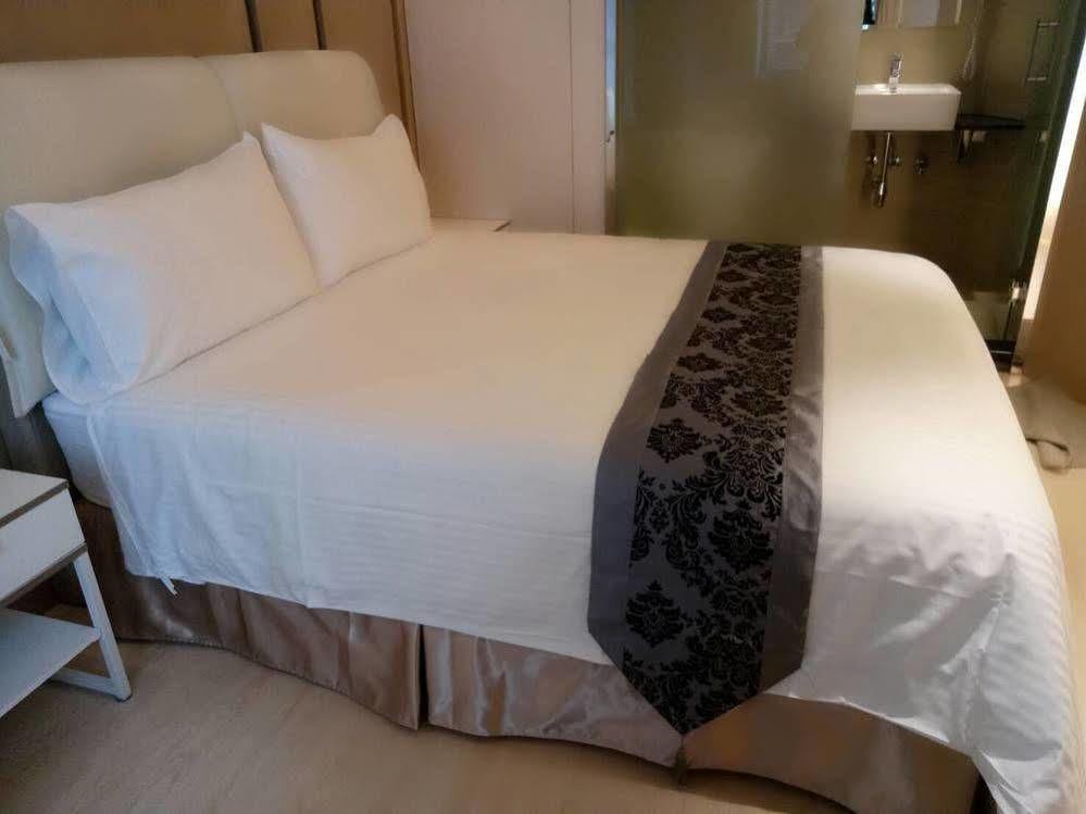 Open Room Hotel Tamsui Extérieur photo