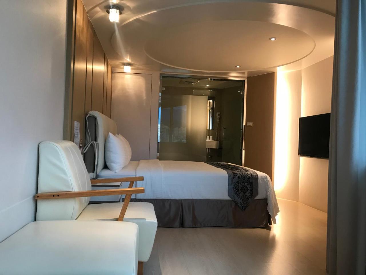 Open Room Hotel Tamsui Extérieur photo