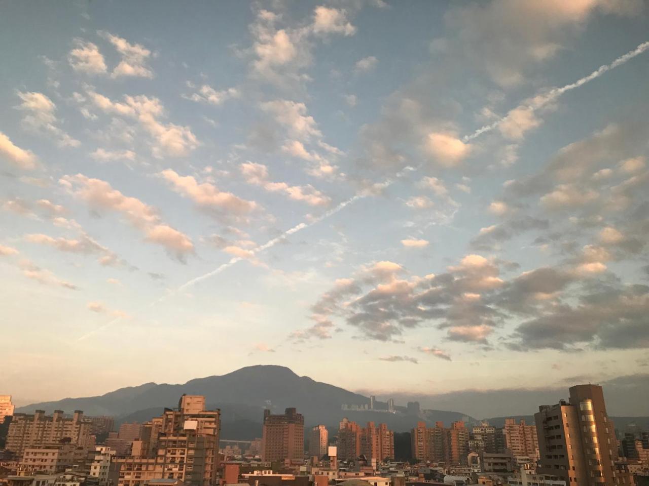 Open Room Hotel Tamsui Extérieur photo